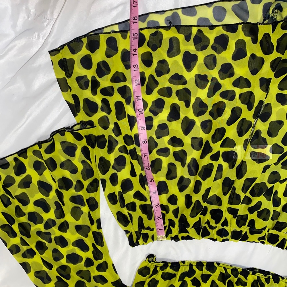 Cheetah print Short Set - Picture 4 of 6
